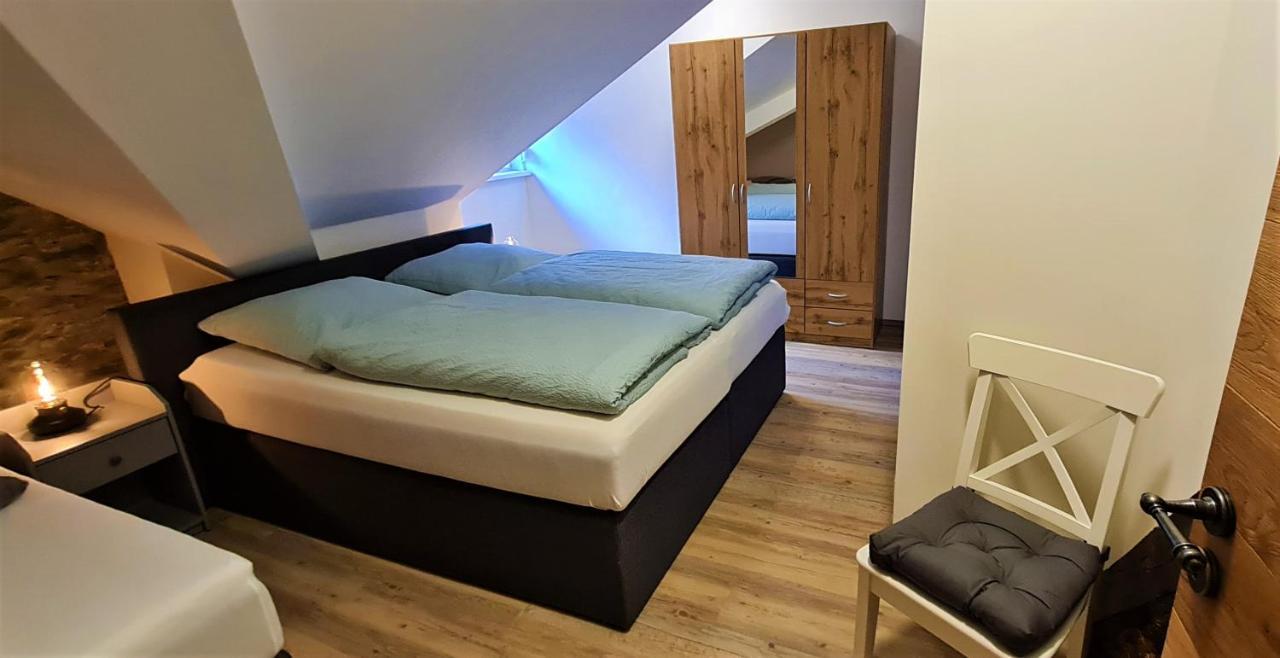 Ferienwohnung Am Fluss クロッテン エクステリア 写真